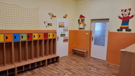 Šatna Ježečků